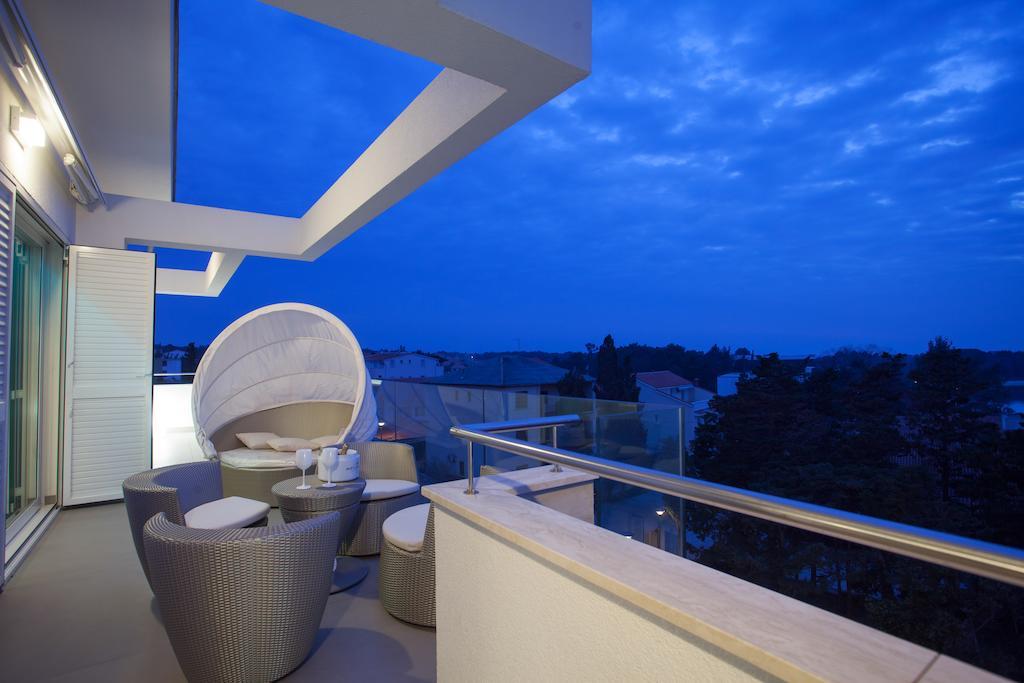 Apartments Lofiel Novalja Pokoj fotografie